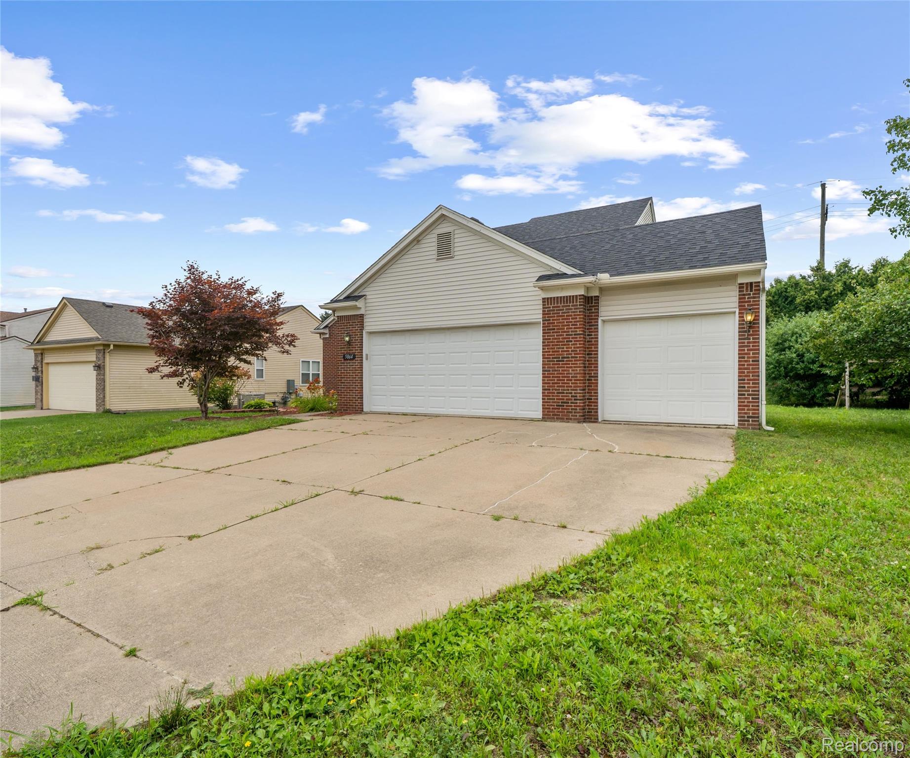 5864 Willow Ridge Drive