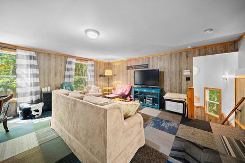 Tiny photo for 20308 Lakeview Drive, Burdell Township, MI 49688 (MLS # 71026013489)