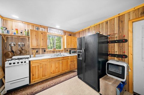 Tiny photo for 20308 Lakeview Drive, Burdell Township, MI 49688 (MLS # 71026013489)