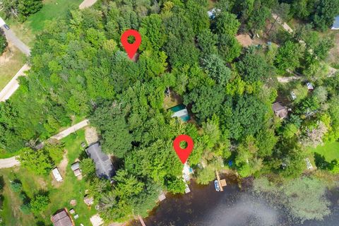 Tiny photo for 20308 Lakeview Drive, Burdell Township, MI 49688 (MLS # 71026013489)