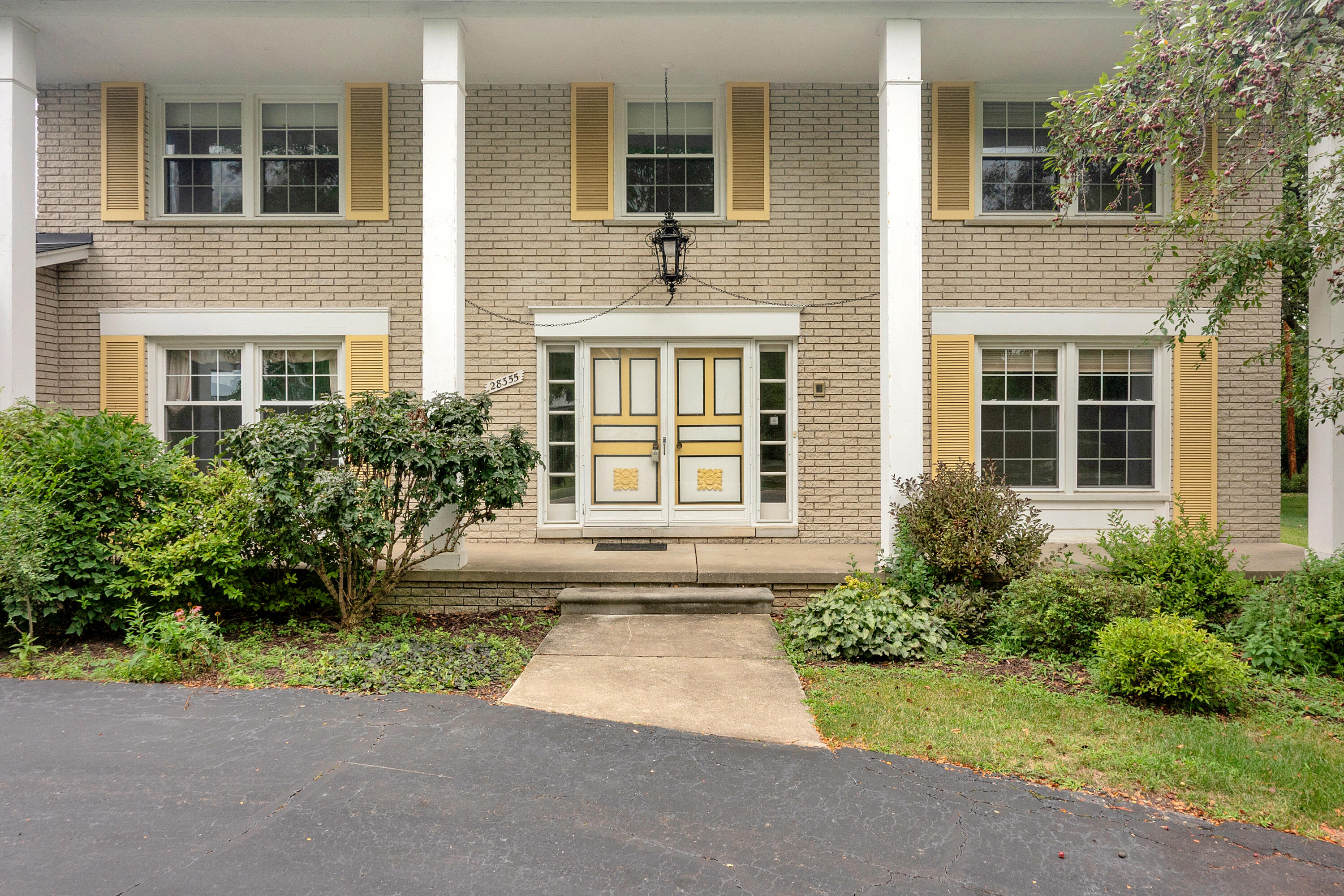 28355 Tavistock Trail