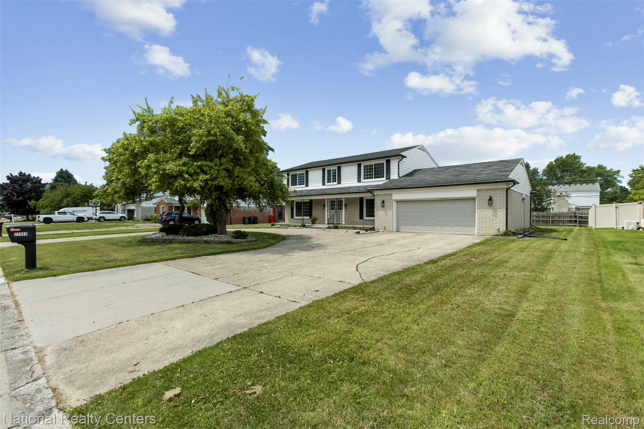 22860 Kenwyck Drive