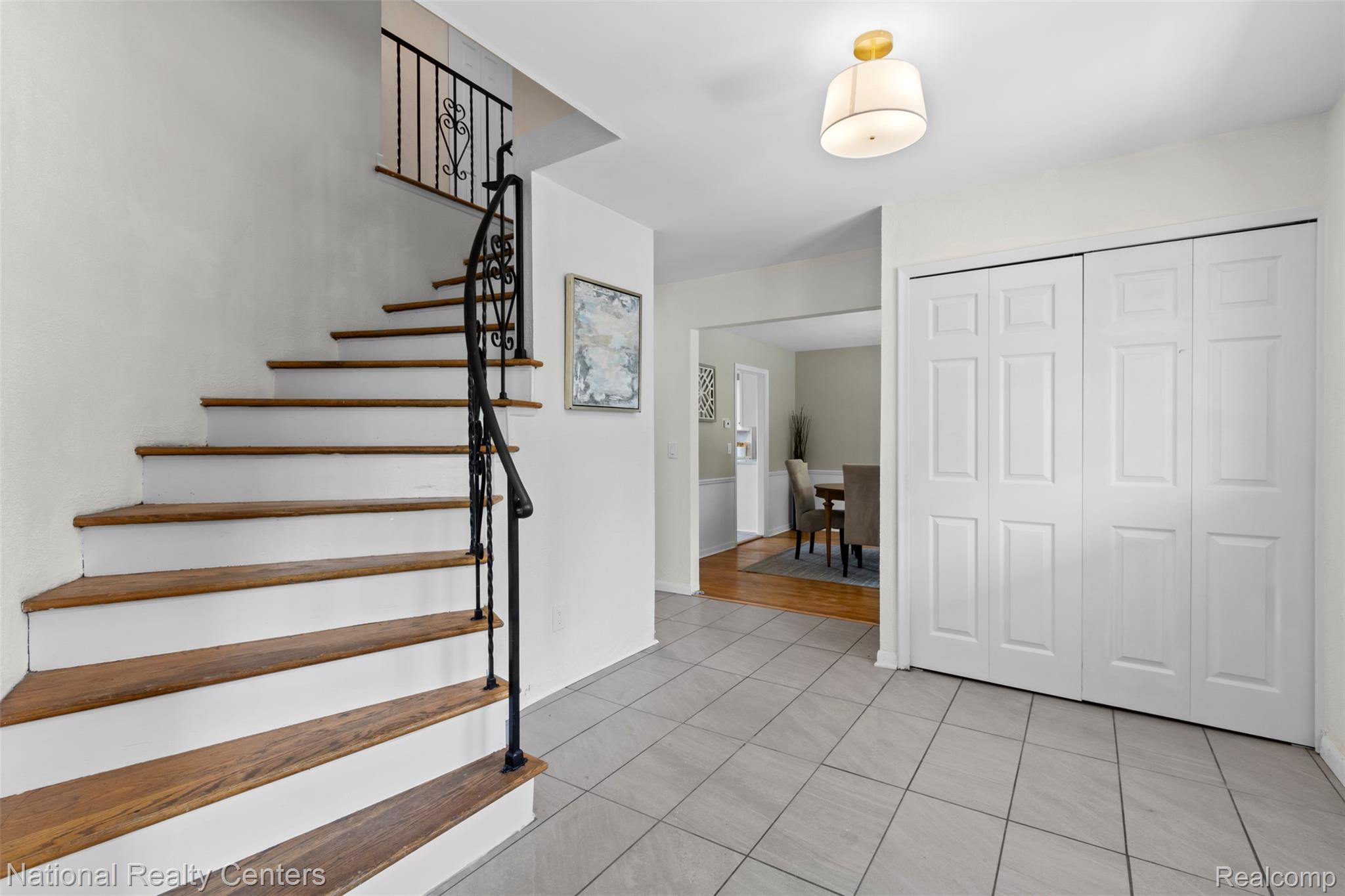 22860 Kenwyck Drive