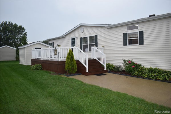 5485 OAKMONT DR, HOWELL, MI 48843 - Image dca76788f88ea929d0d1e8bd1bf92c53/73772997