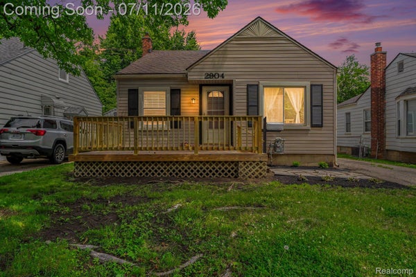 2904 CROOKS RD, ROYAL OAK, MI 48073 - Image dcaacb7444f4a5a7e72aa04c90052620/520450681