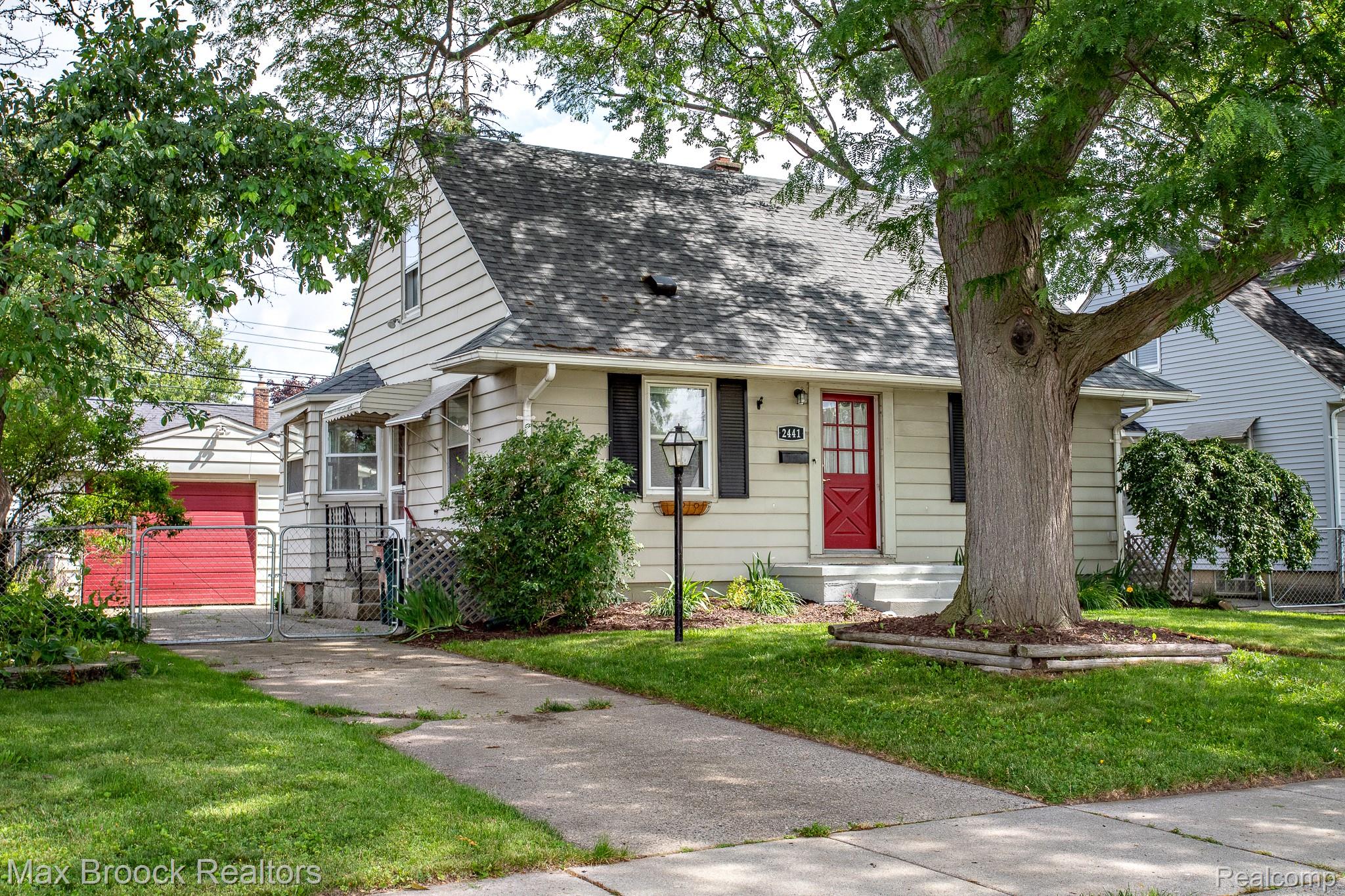 2441 Coy Street