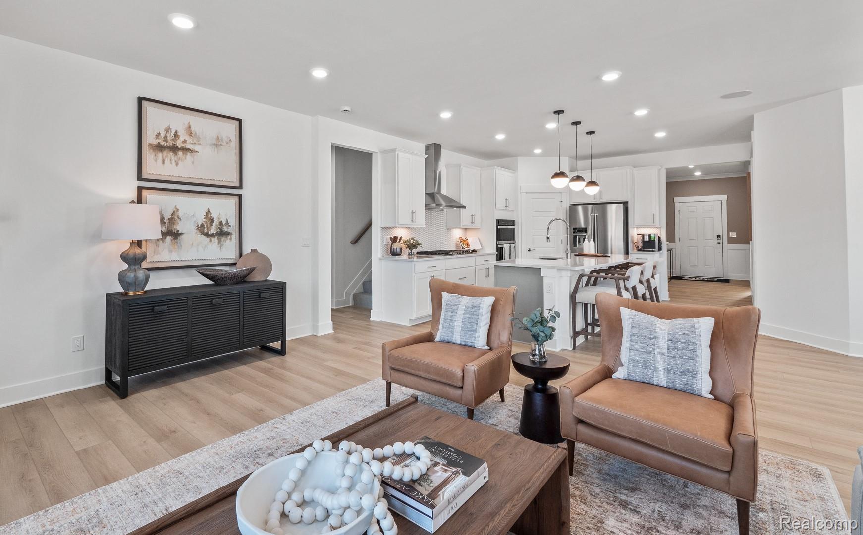 3011 SHEFFIELD Circle