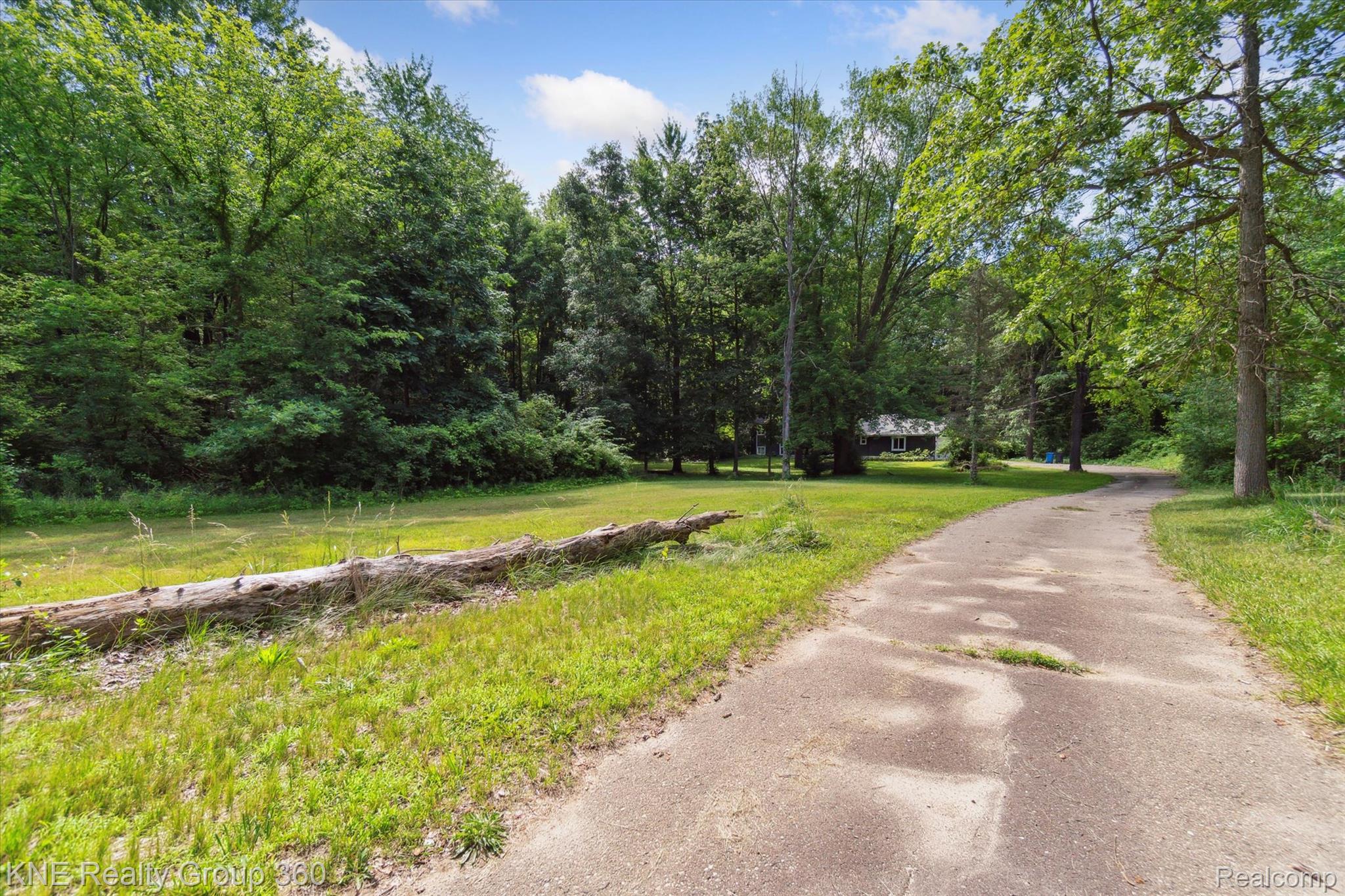 5022 Golf Club Road