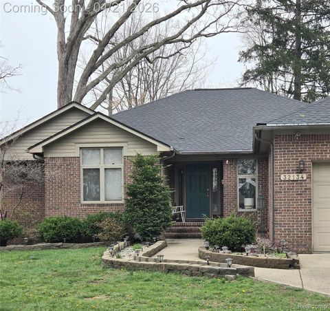 Photo of 32134 Leona Street, Garden City City, MI 48135 (MLS # 20261026529)