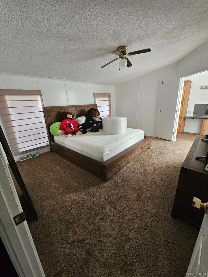 443 Pond View Drive E