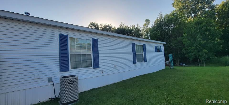 443 Pond View Drive E