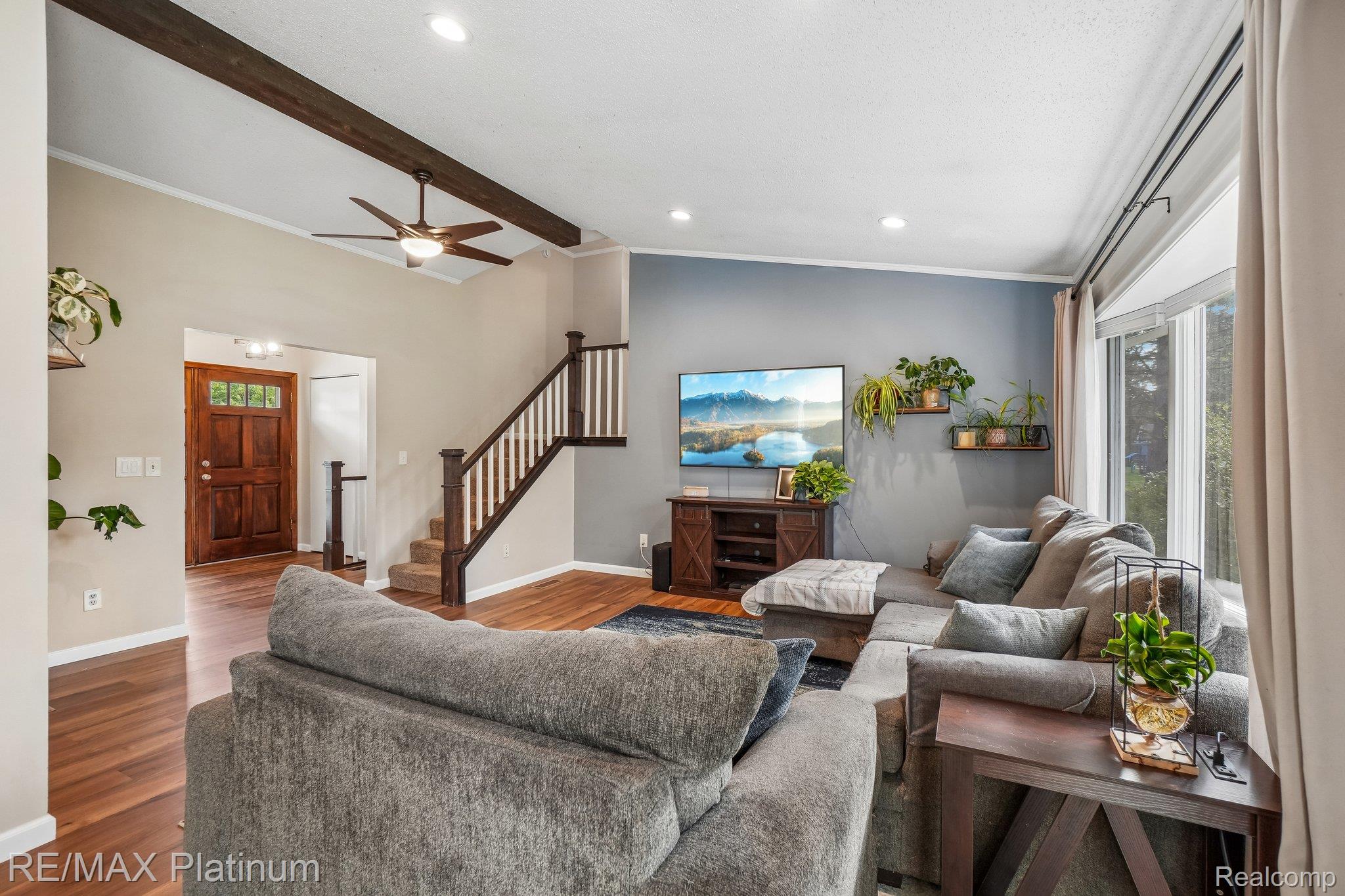 12126 Linden Road