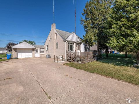 4971 Elm Street Frenchtown Township MI 48166