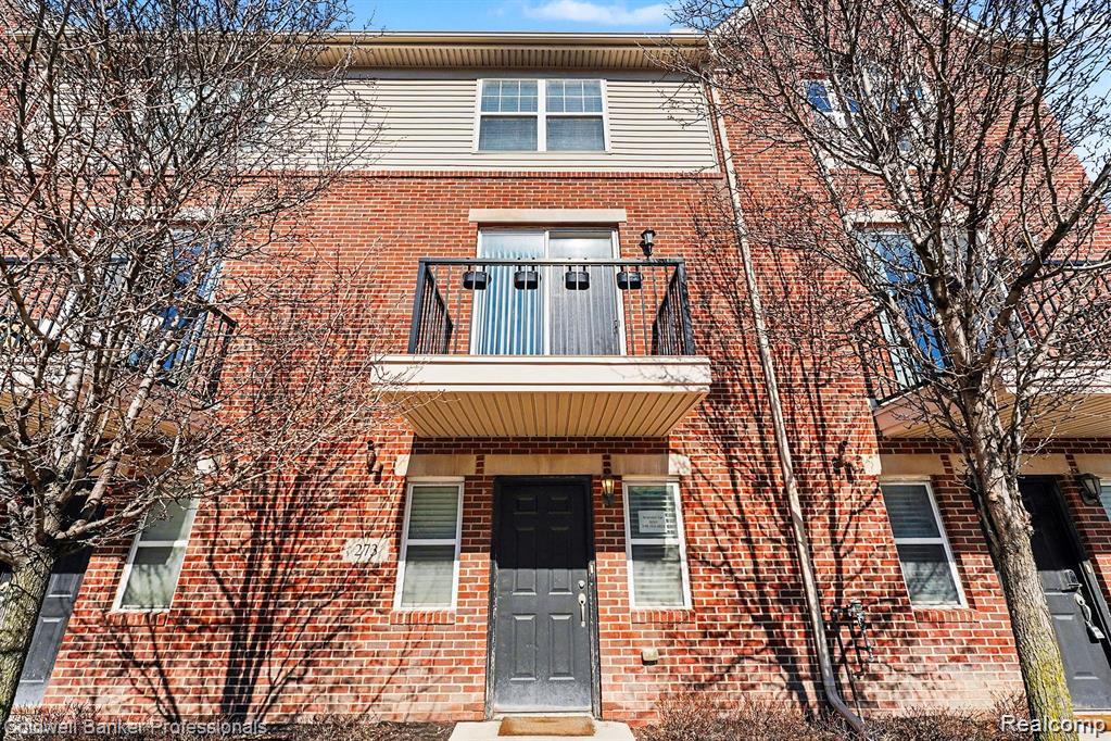 273 E Palmer Street