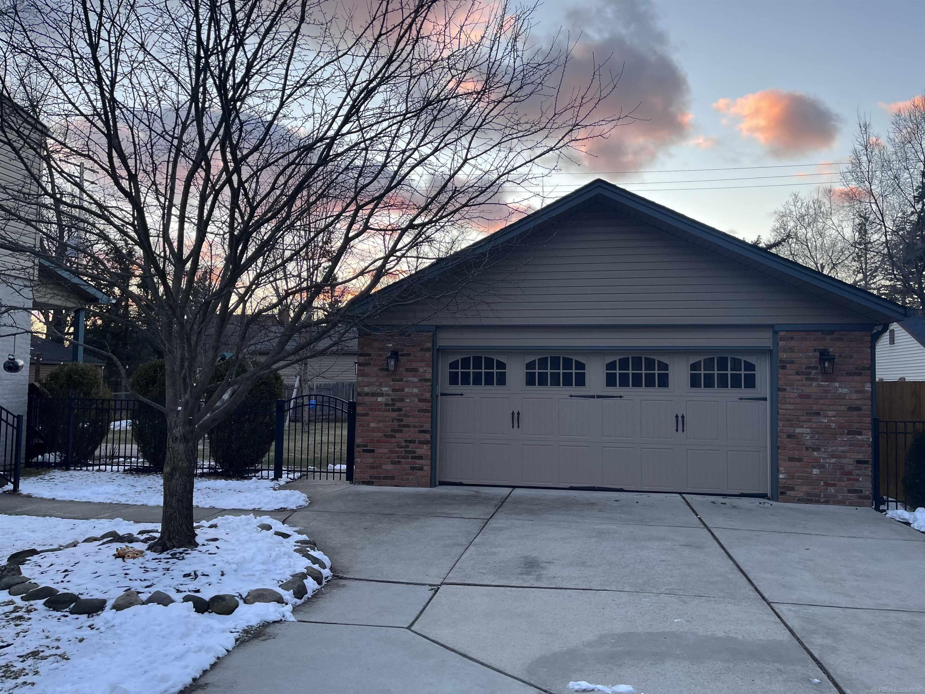 11325 Blackburn Street