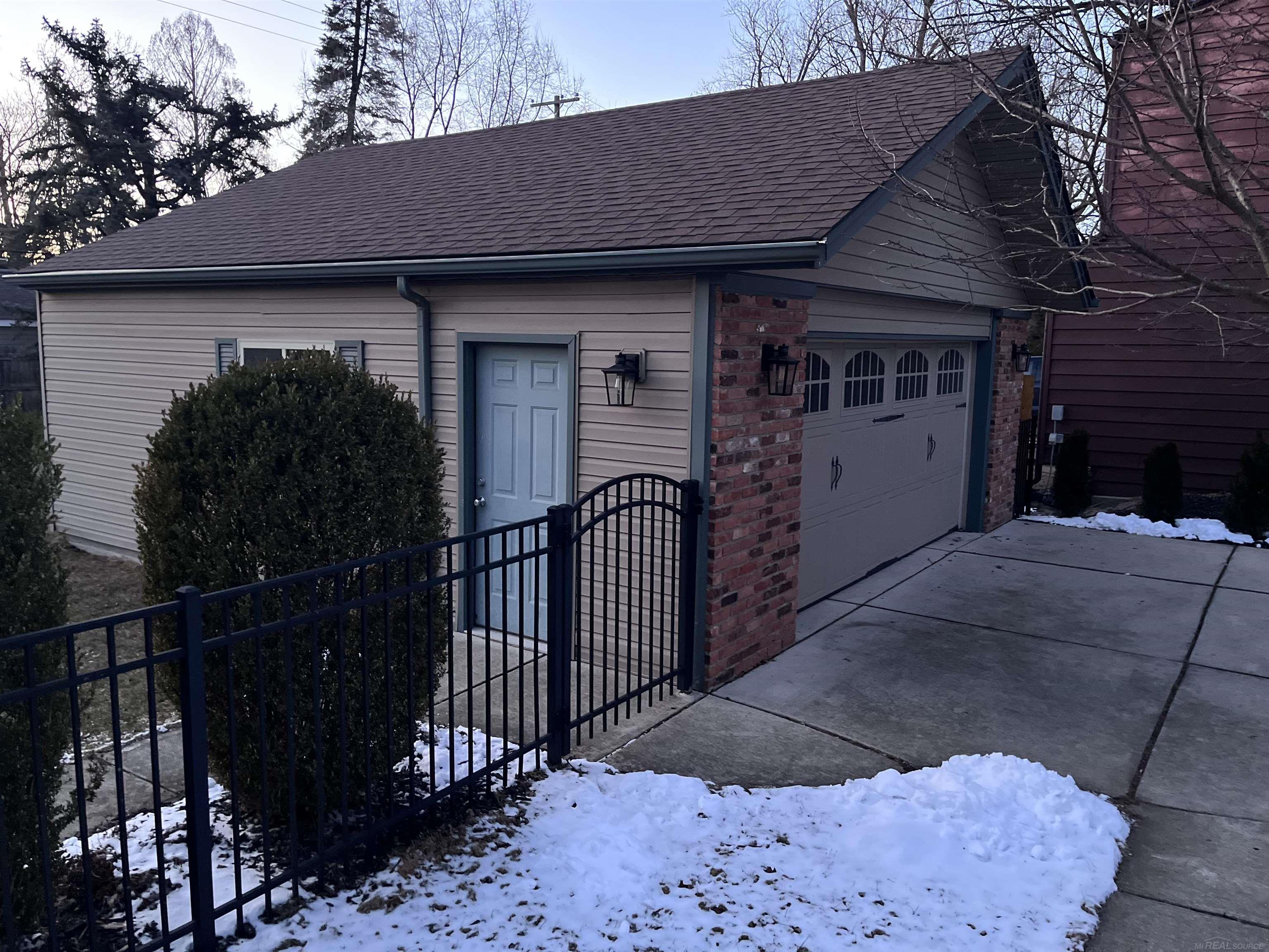 11325 Blackburn Street