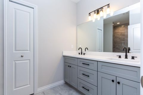 A home in ChesterfieldTownship_Macomb