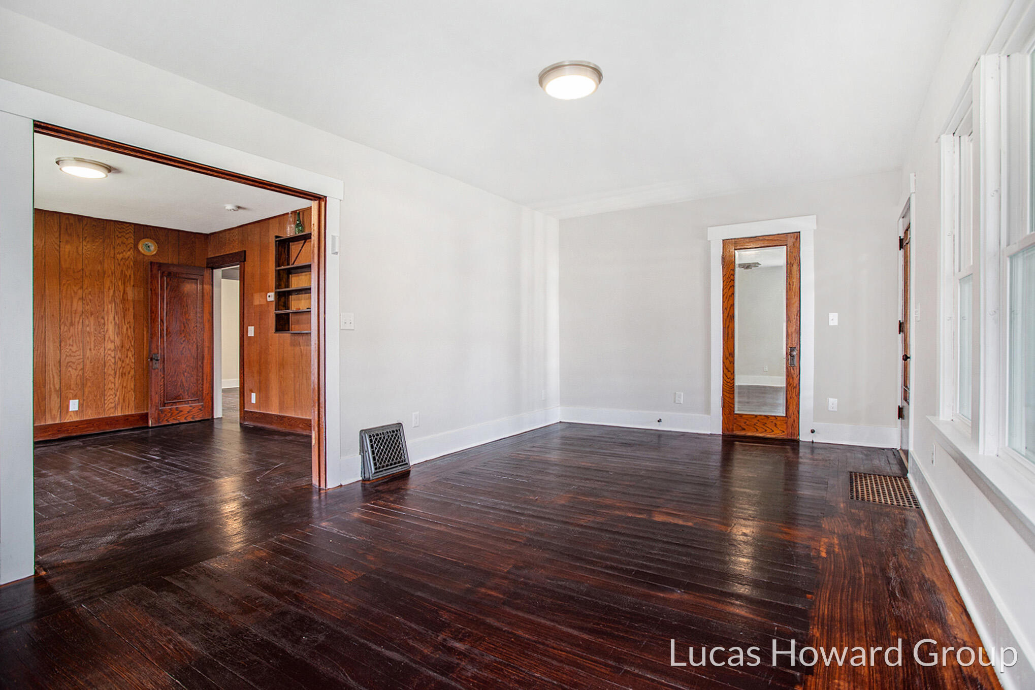353 W Territorial Road