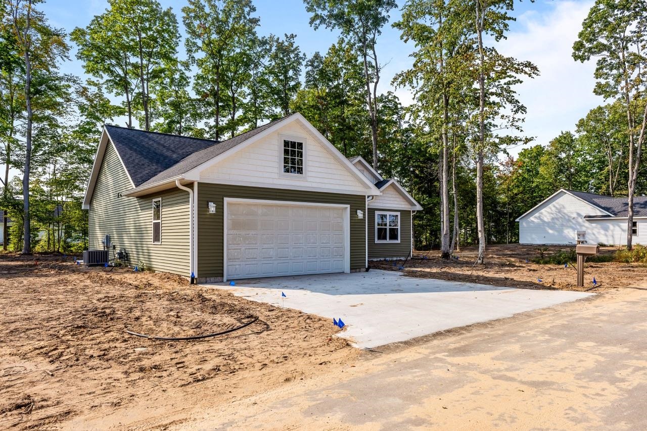 4441 LaMarche Circle