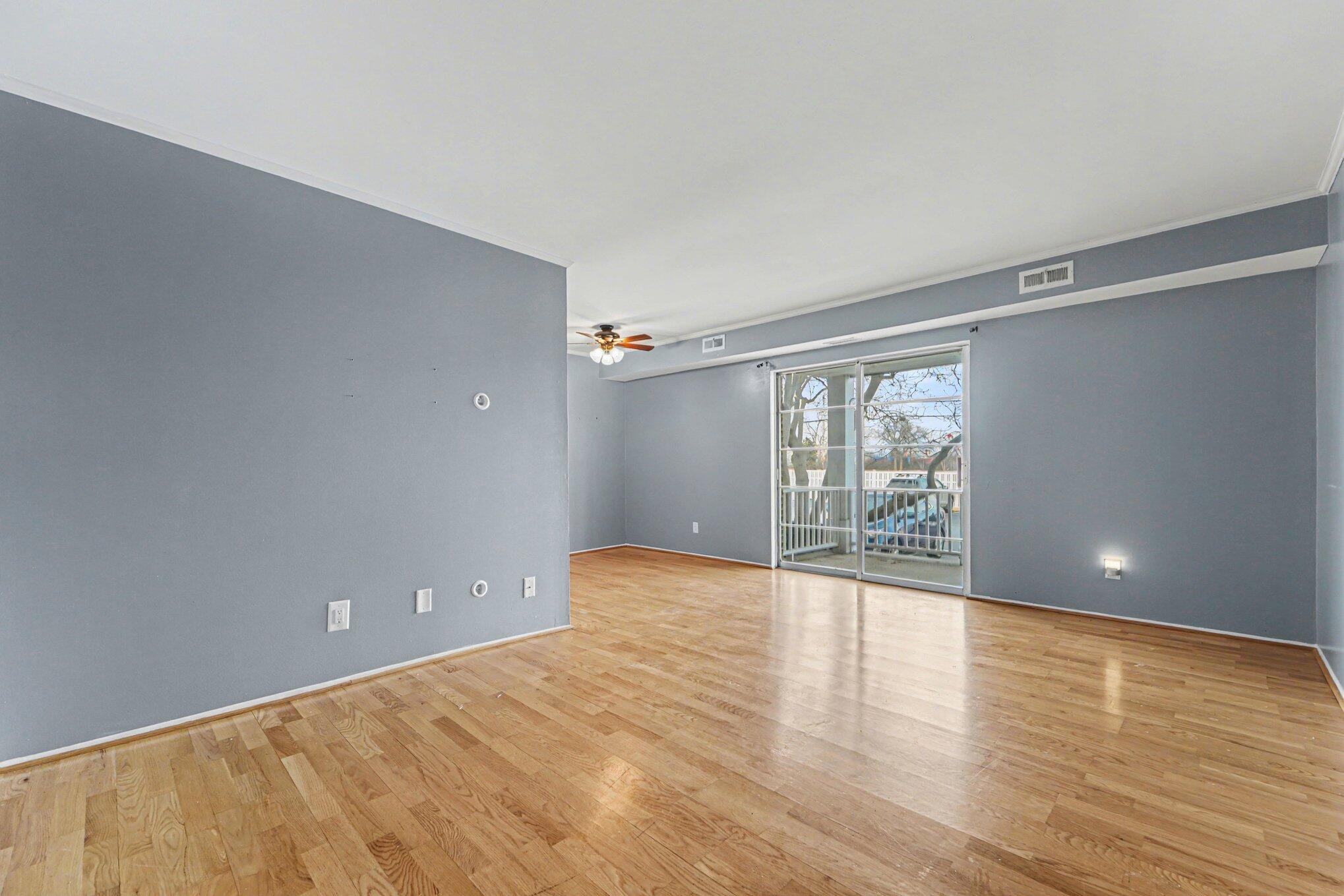 2070 Fort Street G-4