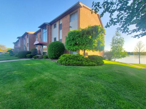 1932 KLINGENSMITH Road 55 Bloomfield Charter Township Oakland MI 48302