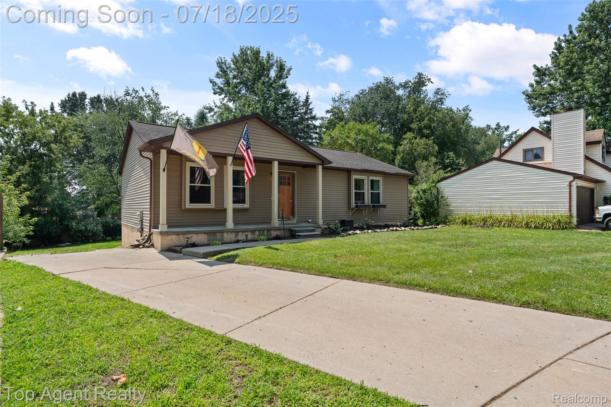 281 Woodlake Drive