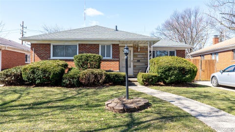 24641 Church Street Oak Park City MI 48237