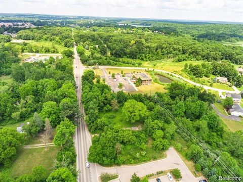 1646 N MILFORD Road Milford Charter Township MI 48381