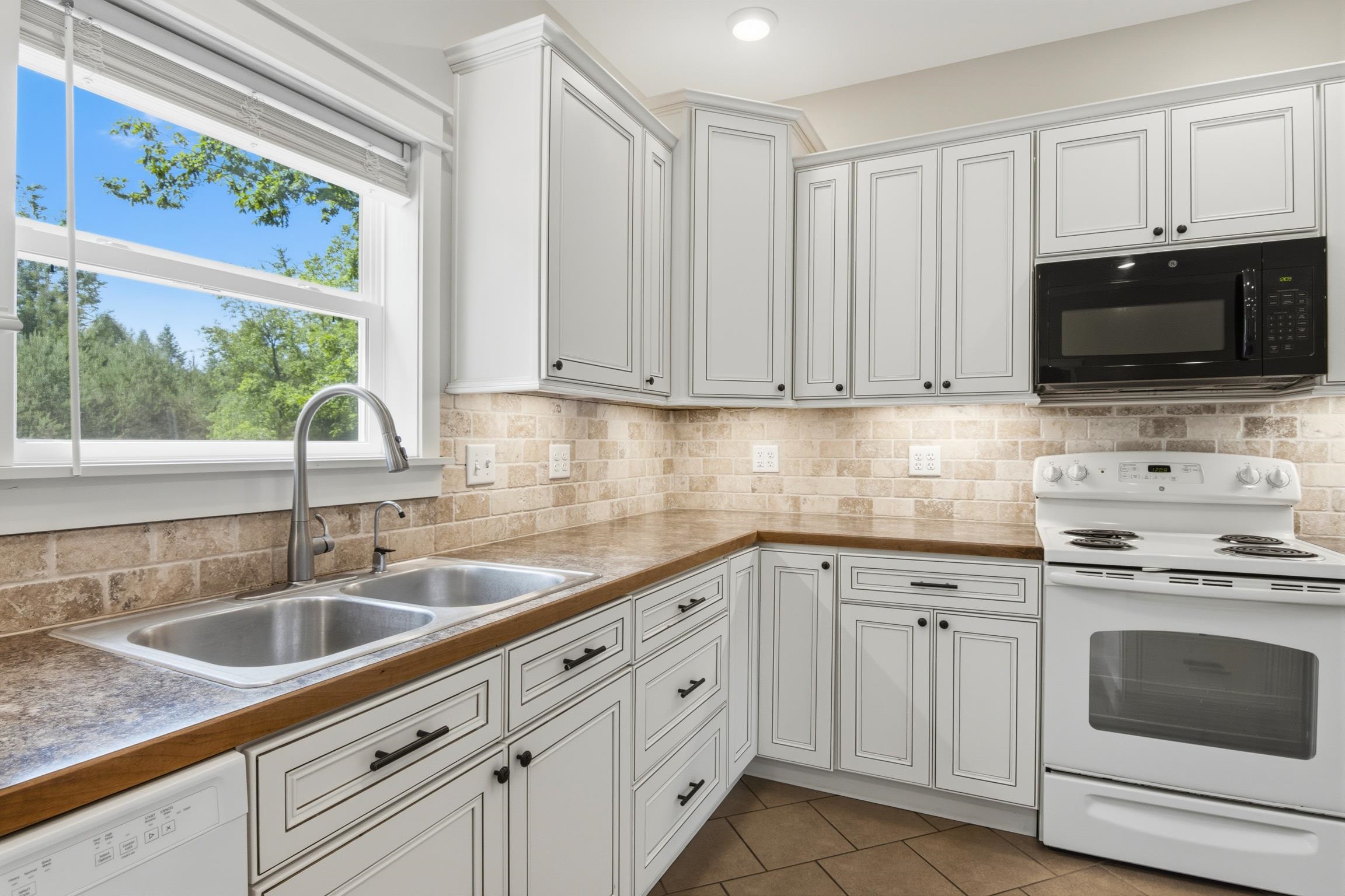 3424 Starlight Trail