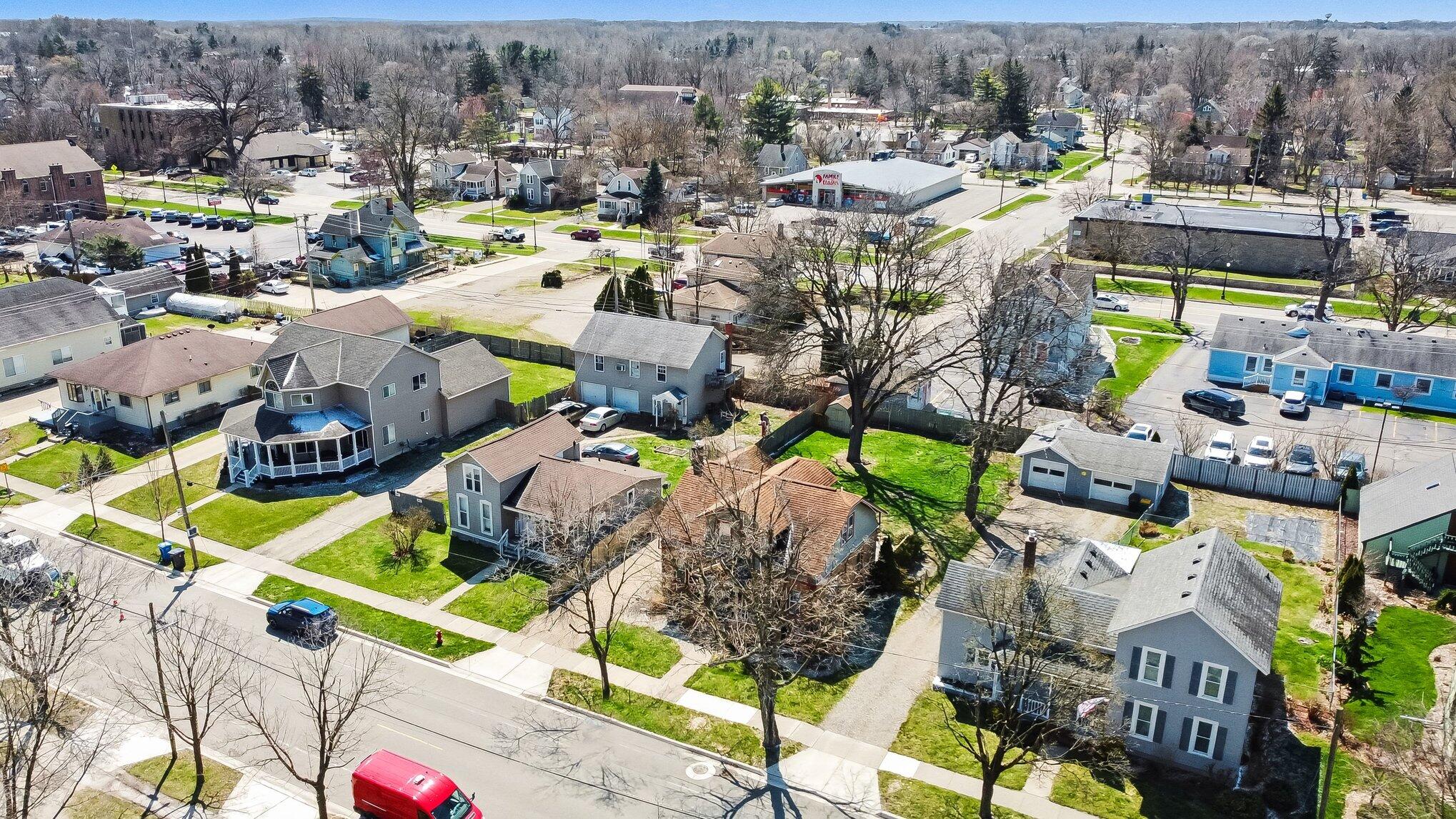 421 E Clinton Street