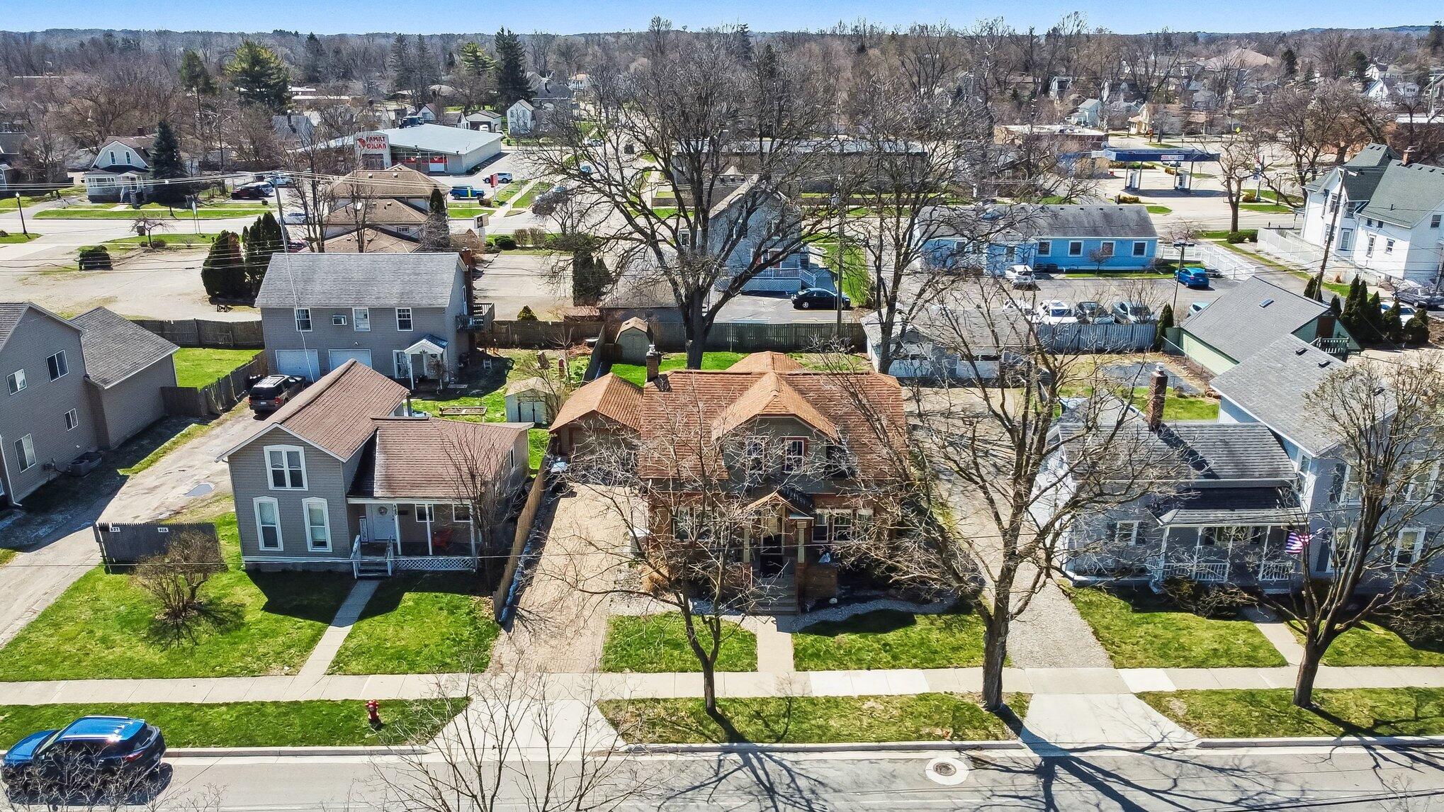 421 E Clinton Street