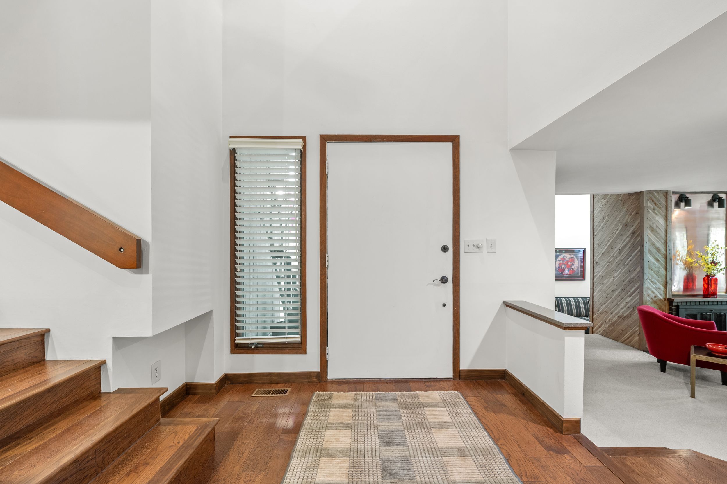 4943 CANYON OAKS Drive