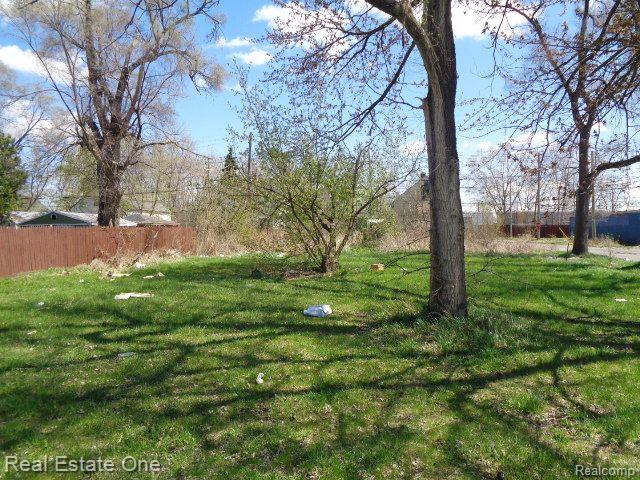 11802 SAINT LOUIS Street