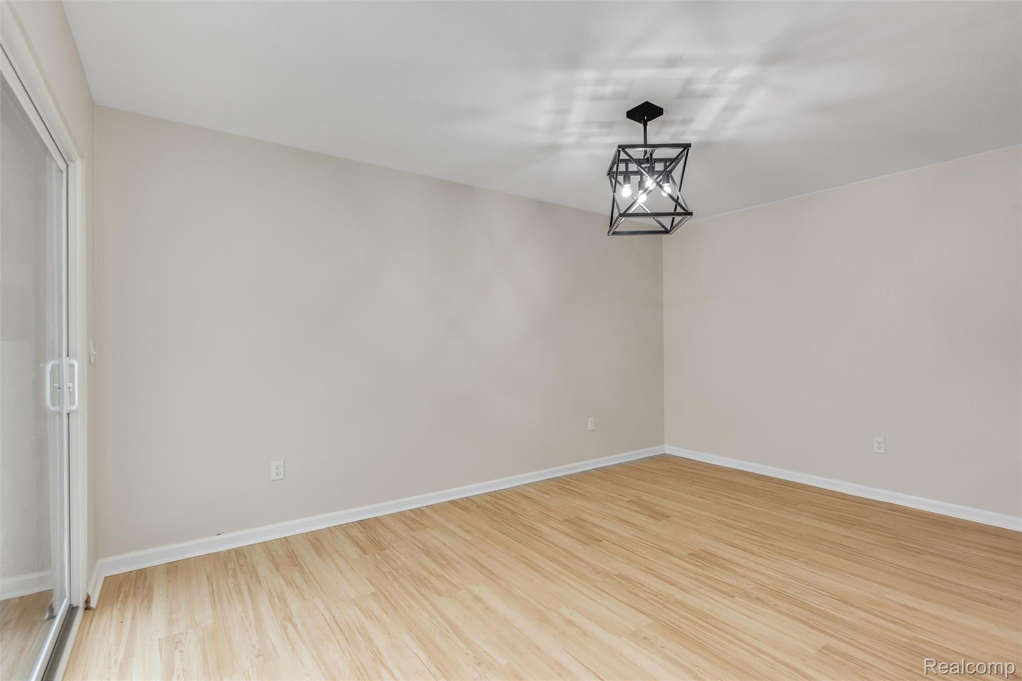 40526 Newport Drive