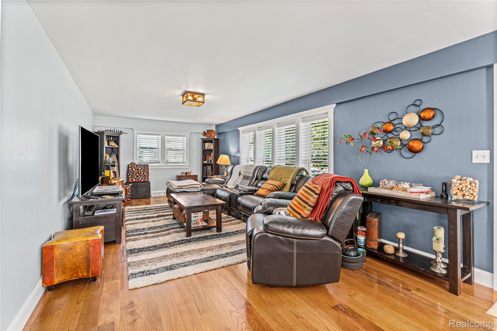 1331 W Genesee Street