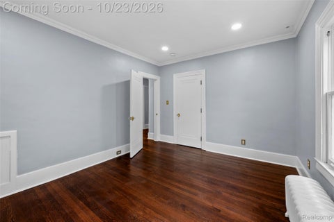 Tiny photo for 863 Iroquois Street, Detroit City, MI 48214 (MLS # 20261084117)