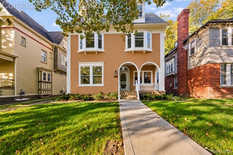 Tiny photo for 863 Iroquois Street, Detroit City, MI 48214 (MLS # 20261084117)