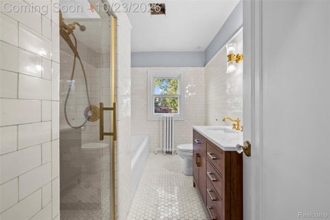 Tiny photo for 863 Iroquois Street, Detroit City, MI 48214 (MLS # 20261084117)
