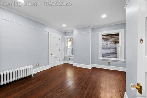 Tiny photo for 863 Iroquois Street, Detroit City, MI 48214 (MLS # 20261084117)