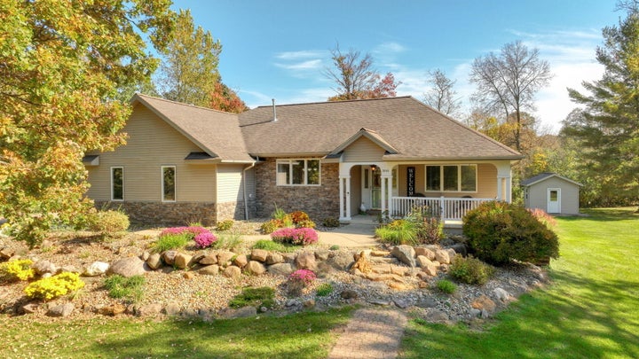 67-web-or-mls-DJI_0166_HDR