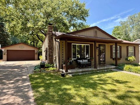 316 Colfax Street Fenton City MI 48430