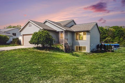 Photo of 2269 Avalon View Drive NE, Solon Township, MI 49319 (MLS # 65026024631)