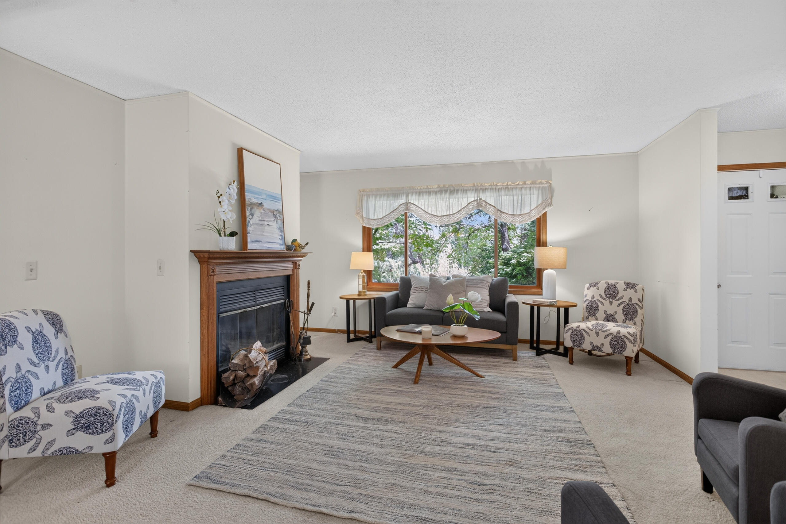 2367 Loomis Road