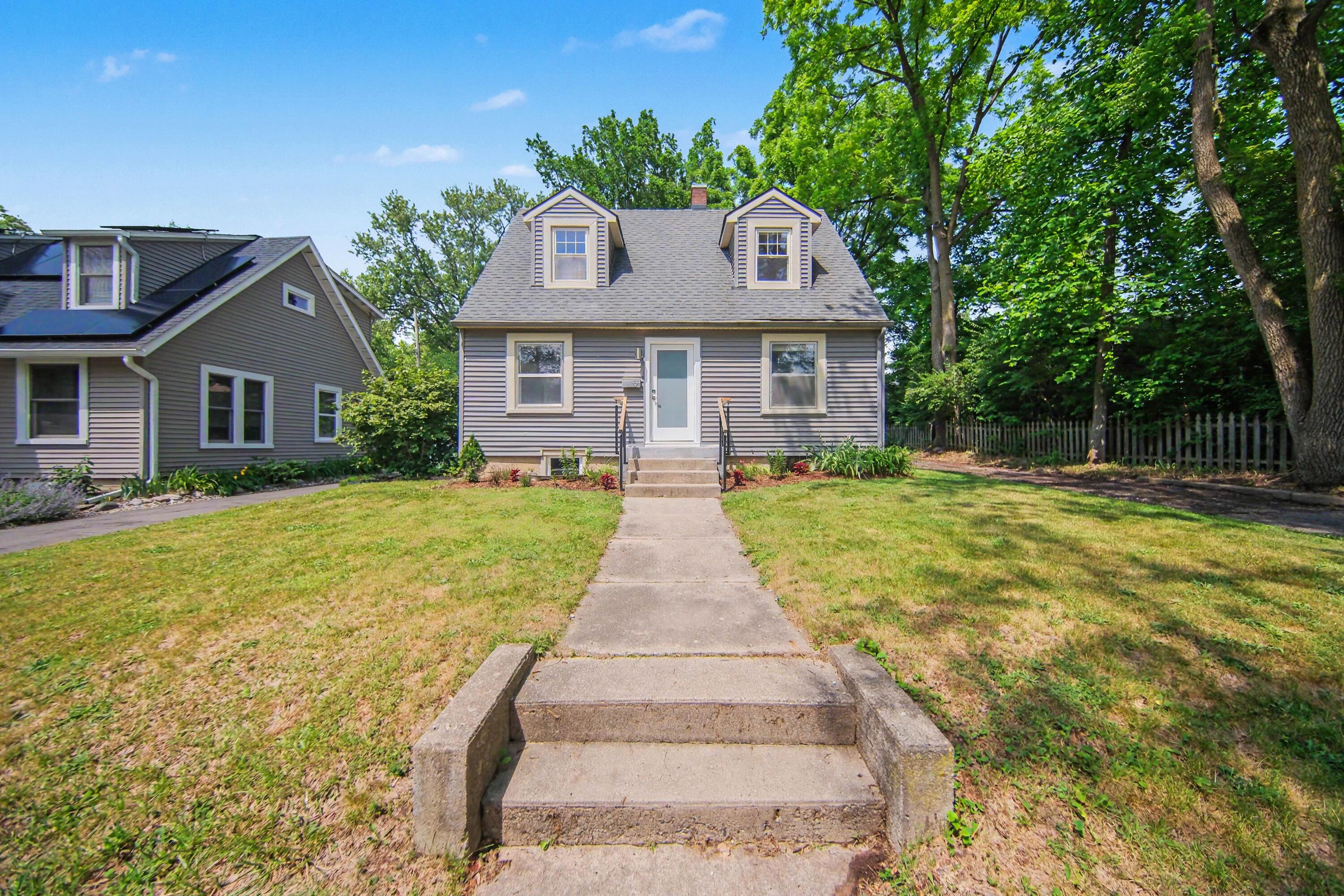709 Indianola Avenue