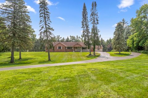 46105 W Seven Mile Road Northville Township MI 48167