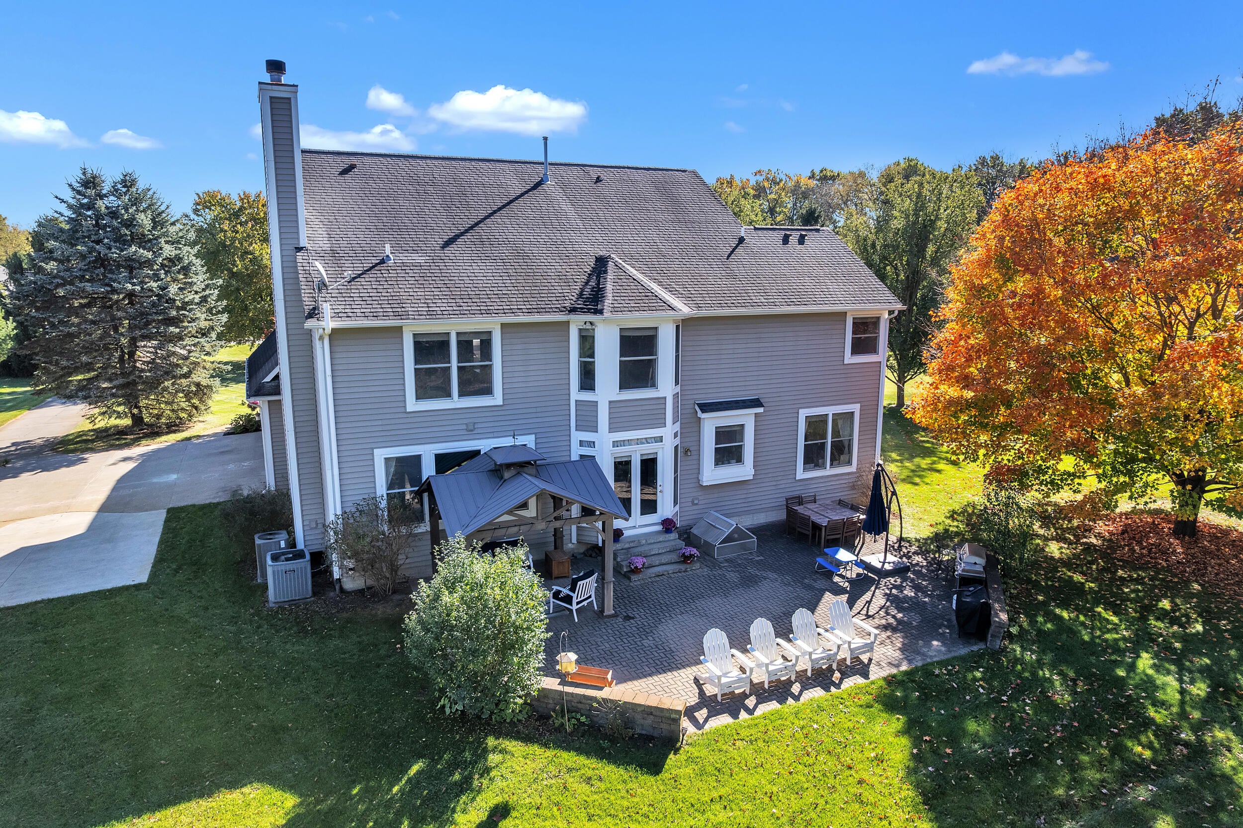 941 Marshall Lakes Drive