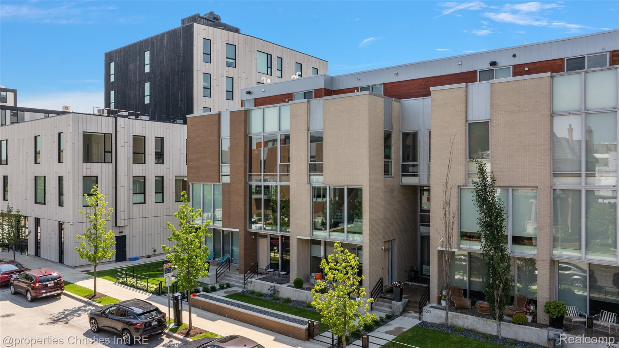 284 Alfred Street