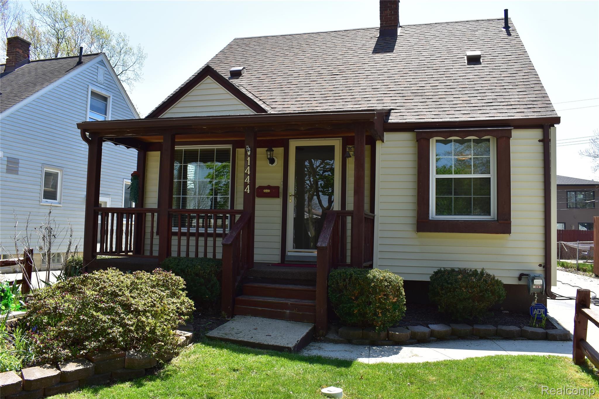 1444 Orchard Street