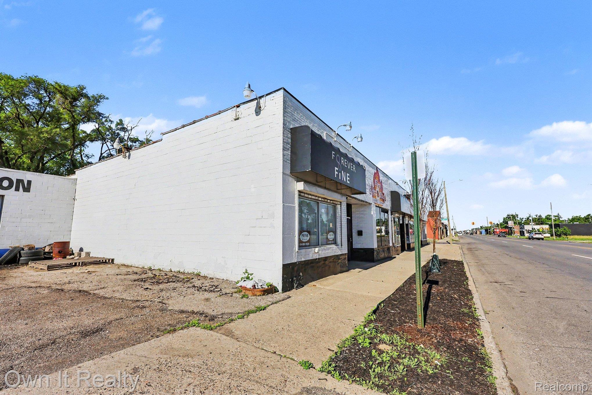 16125 W McNichols Road