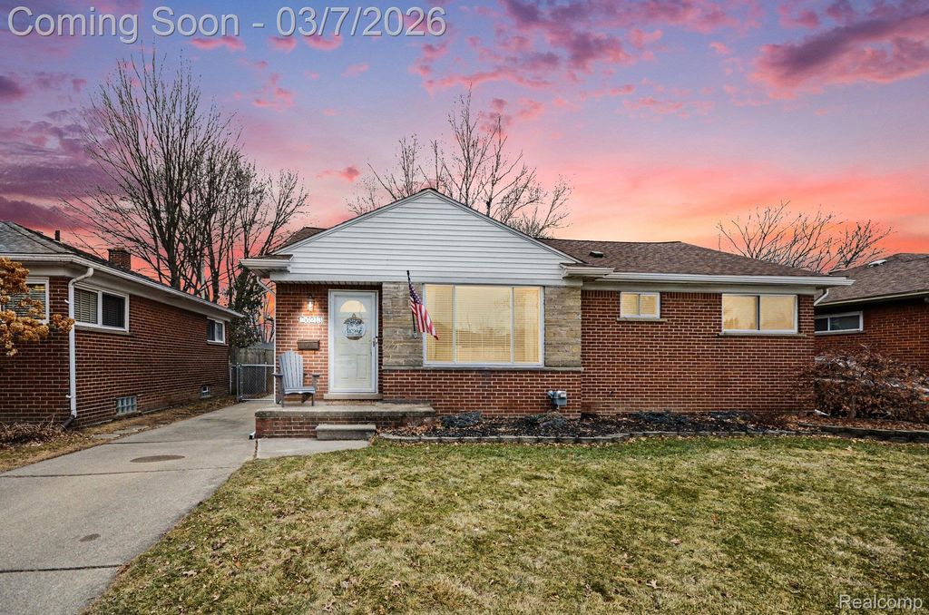 Photo of 26213 Harmon Street, St Clair Shores City, MI 48081 (MLS # 20261013291)